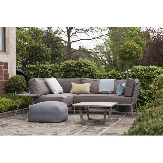 Cane-line Divine Buitenpoef