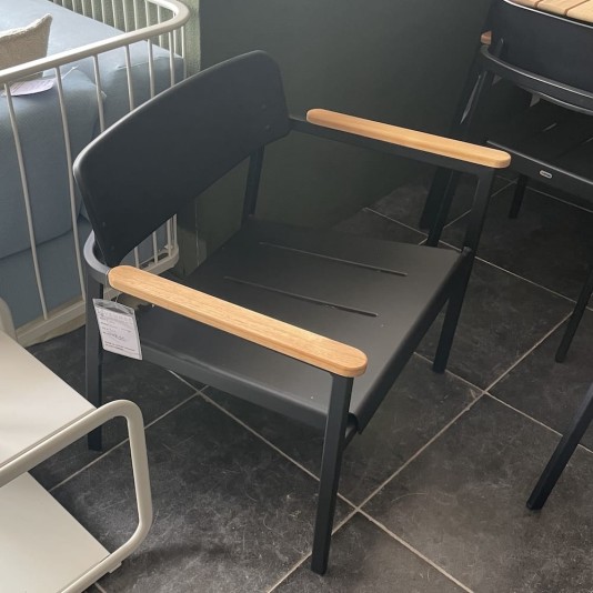 Emu Shine lounge tuinstoel - showmodel zwart