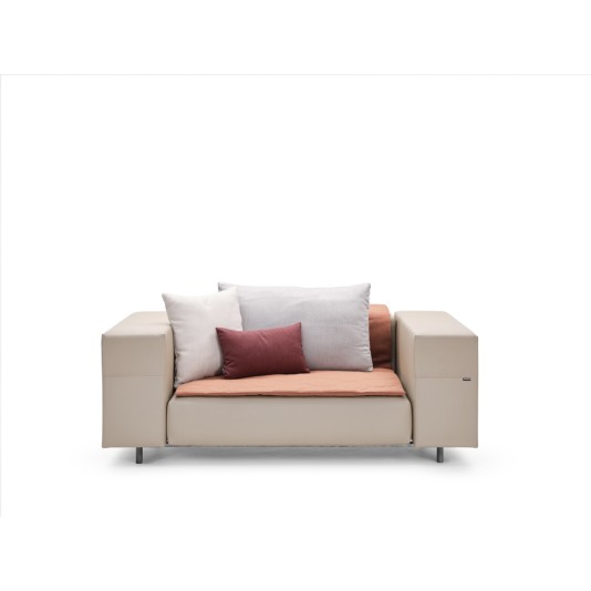 Extremis Walrus Clubsofa