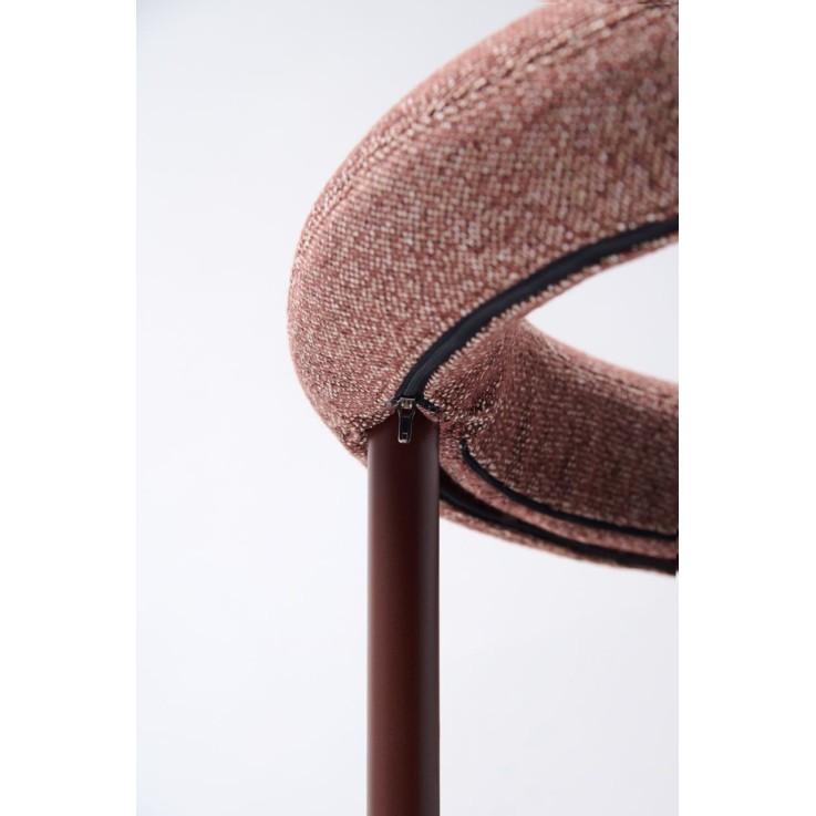 Fast Roè tuinstoel met armleuning met cilindervormig rugkussen