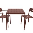 Hay Balcony vierkante tafel 75x76cm met 1 armchair en 1 chair - iron red