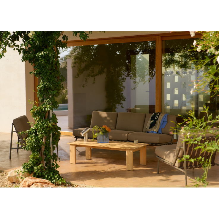Muuto Assemble teak salontafel 135x55cm Muuto Assemble teak salontafel 135x55cm